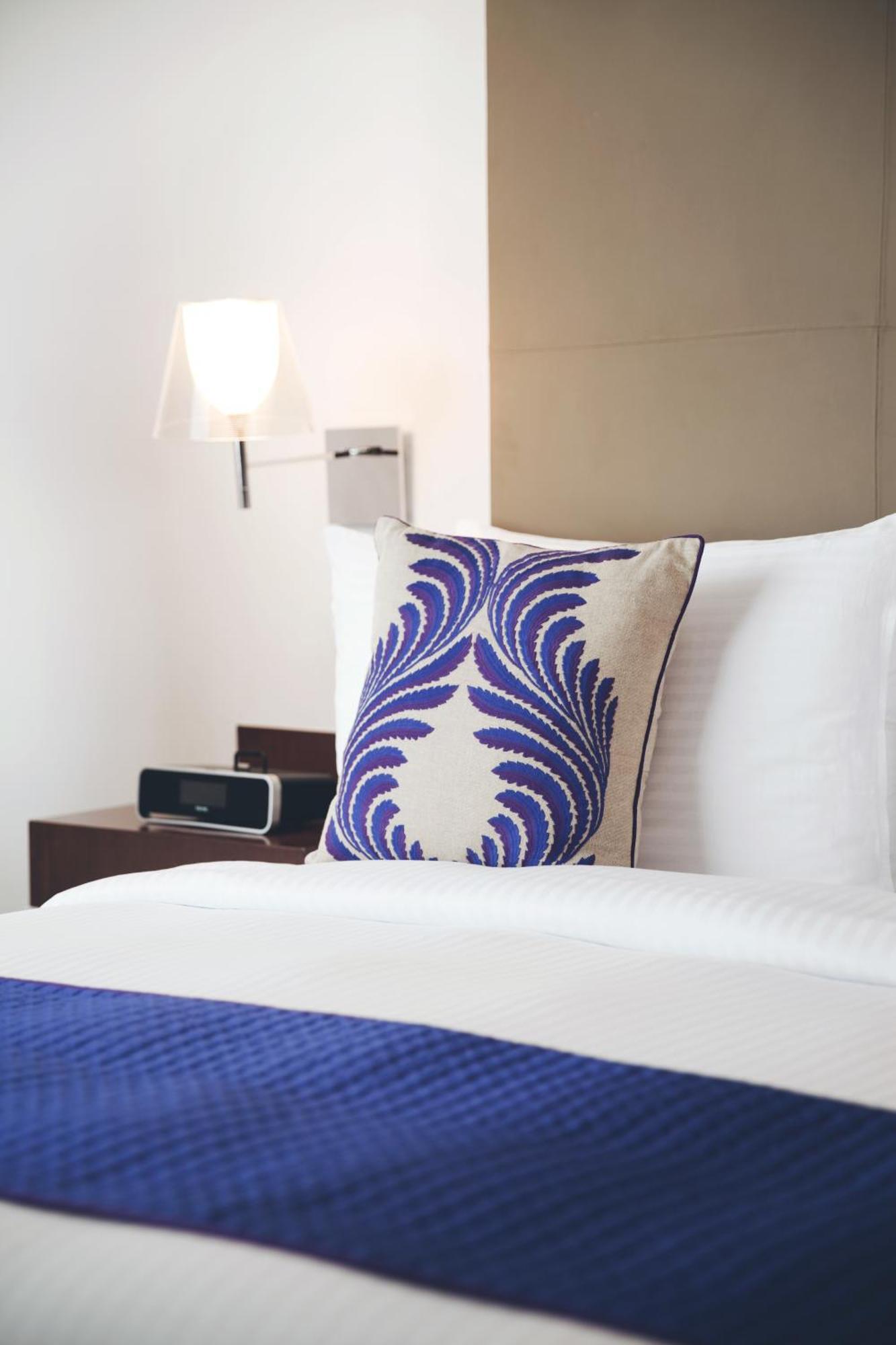 The Anya Hotel-Golf Course Road คูร์เคาน์ ภายนอก รูปภาพ