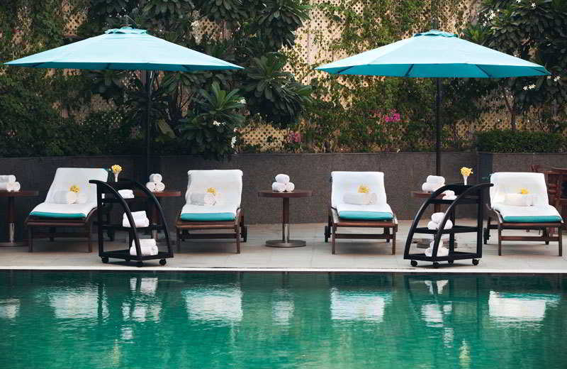 The Anya Hotel-Golf Course Road คูร์เคาน์ ภายนอก รูปภาพ
